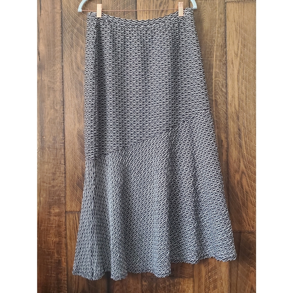 Cato stetchy black white pattern skirt 14/16w